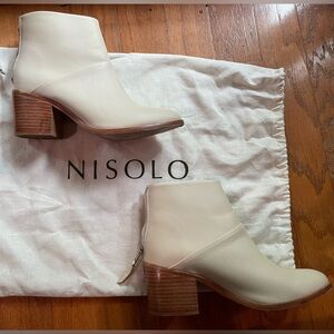 Nisolo Dari Bootie in Bone 7.5